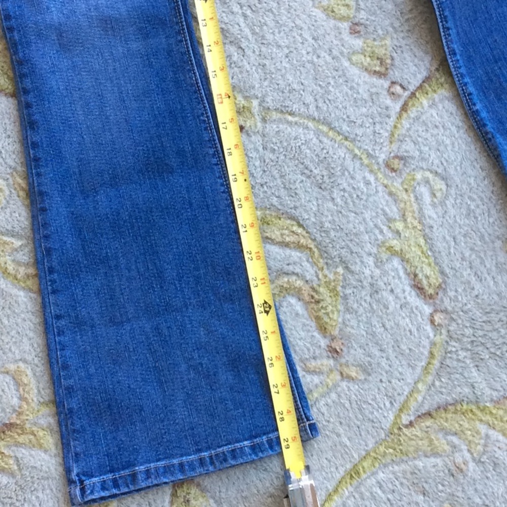 Jean - Picture 6 of 6
